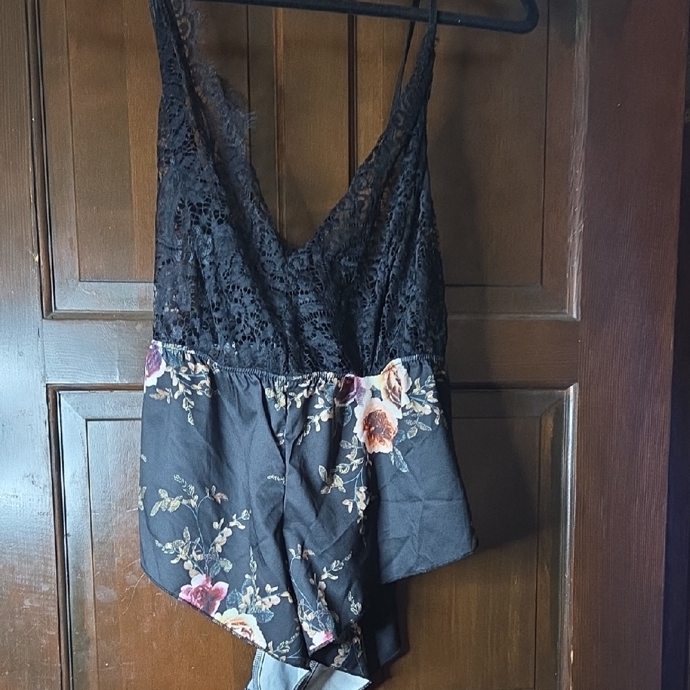 Floral Lace Bodysuit